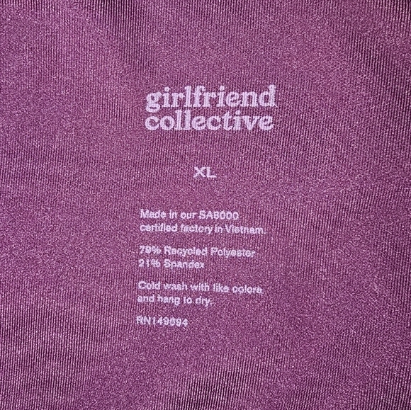 Girlfriend Collective Plum Compressive High Rise Leggings - Picture 5 of 9